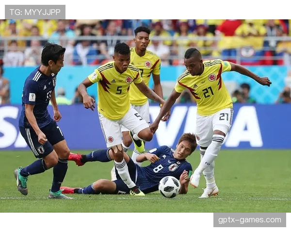 哥伦比亚队防守稳健表现亮眼，全力冲击下一轮