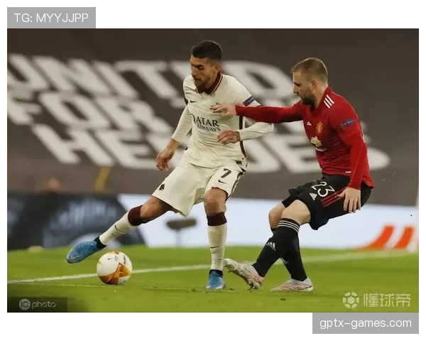 佩莱格里尼执教风格以稳健控球与战术纪律著称,近期带队表现持续提升 佩莱格里尼执教风格以稳健控球与战术纪律著称,近期带队表现持续提升