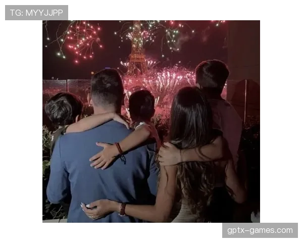 梅西晒日常：抱娃穿拖鞋站在一排豪车前，我这辈子都别想了